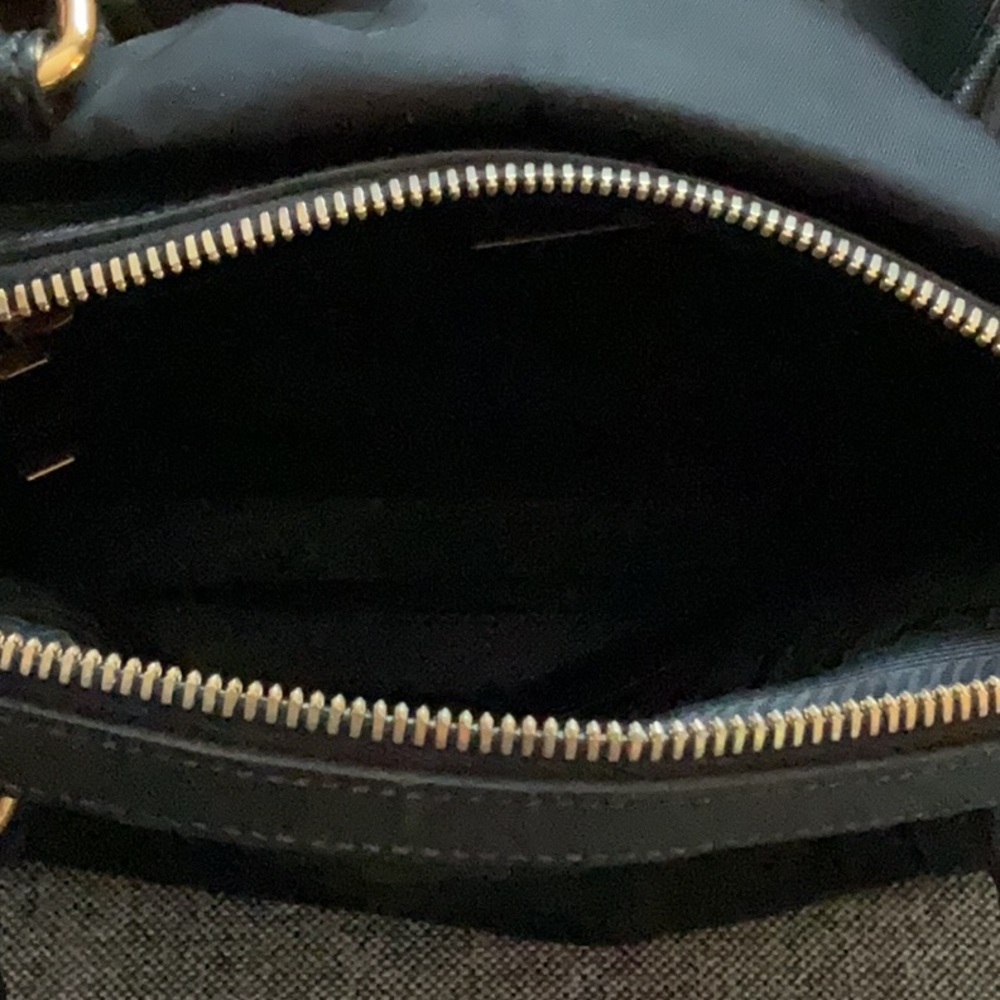 Prada Black and Gold Women's Shoulder Bag - Picture 6 of 9